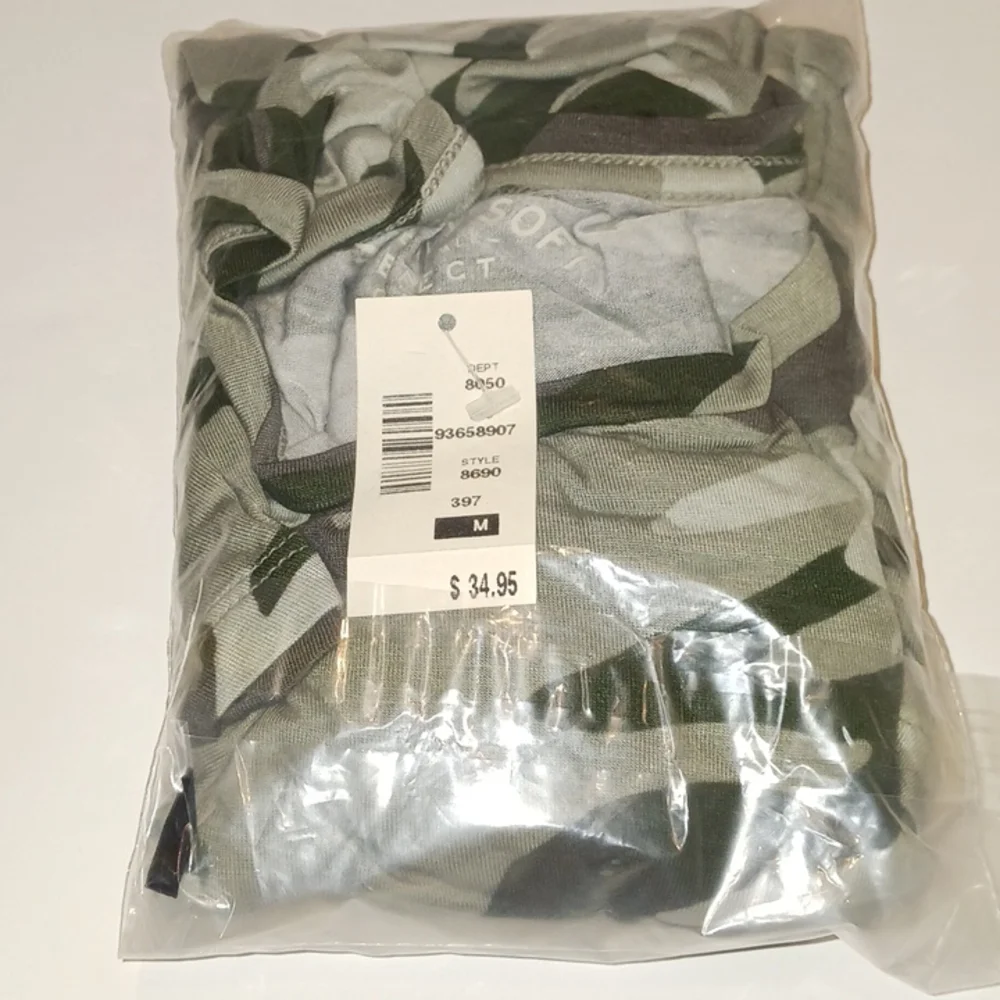 NWT Aeropostale - Long Sleeve Seriously Soft Camo Crew Tee! - Picture 8 of 11